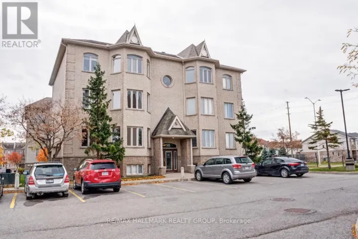 4 - 50 BRIARGATE, Ottawa