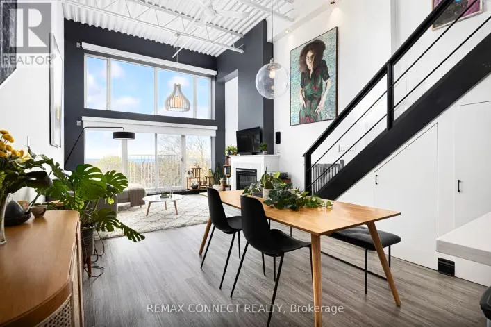 Row / Townhouse for sale: 4 - 517 KINGSTON ROAD, Toronto