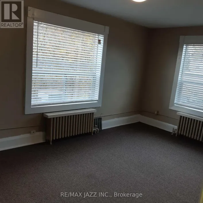 4 - 532 SIMCOE STREET S, Oshawa