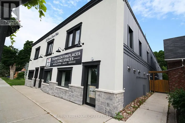 4 - 58 QUEEN STREET W, Springwater