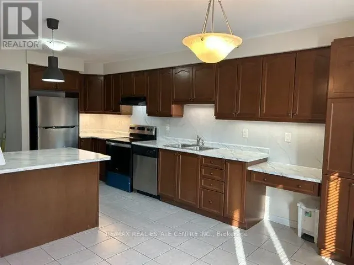 4 - 6020 DERRY ROAD, Milton