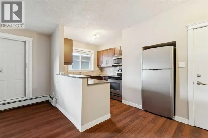 4, 605 67 Avenue SW, Calgary