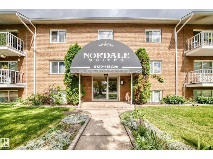Apartment for sale: #4 6120 118 AV NW, Edmonton