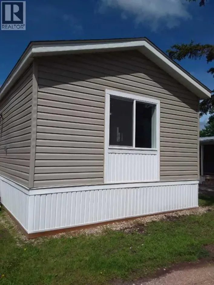 4, 6220 17 Avenue SE, Calgary