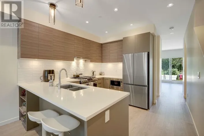 4 629 SOUTH DYKE ROAD, New Westminster