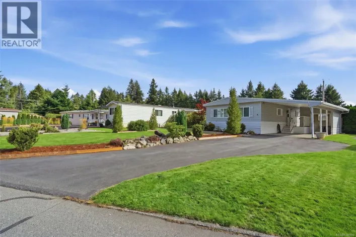 4 6325 Metral Dr, Nanaimo