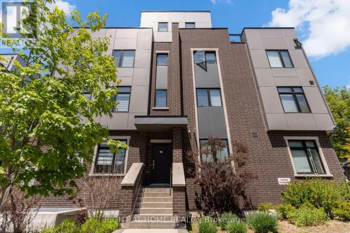 4 - 66 LONG BRANCH AVENUE, Toronto