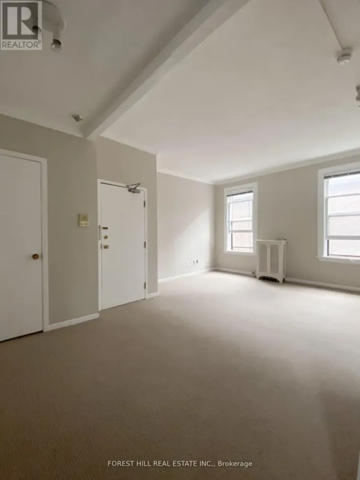 4 - 72 WALMER ROAD, Toronto