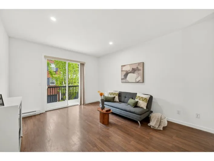 4 7348 192A STREET, Surrey