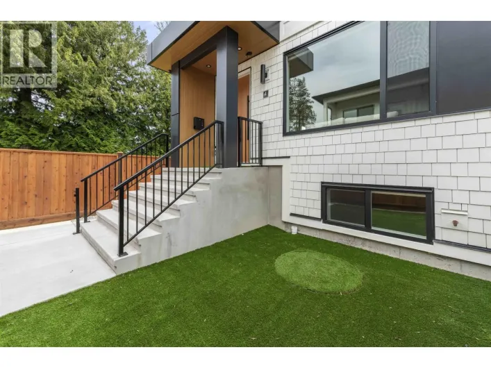 4 7822 GOODLAD STREET, Burnaby