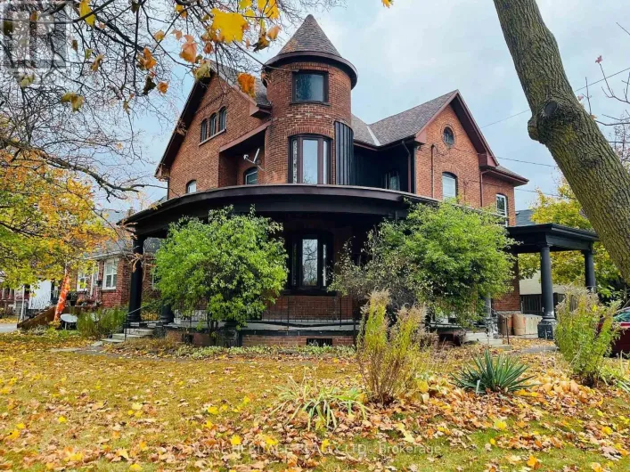 4 - 80 BRIDGE STREET W, Belleville