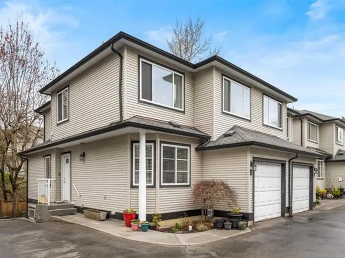 4 9559 208 STREET, Langley