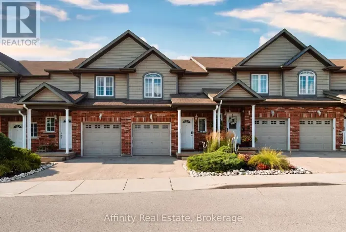 4 - 975 STRASBURG ROAD, Kitchener
