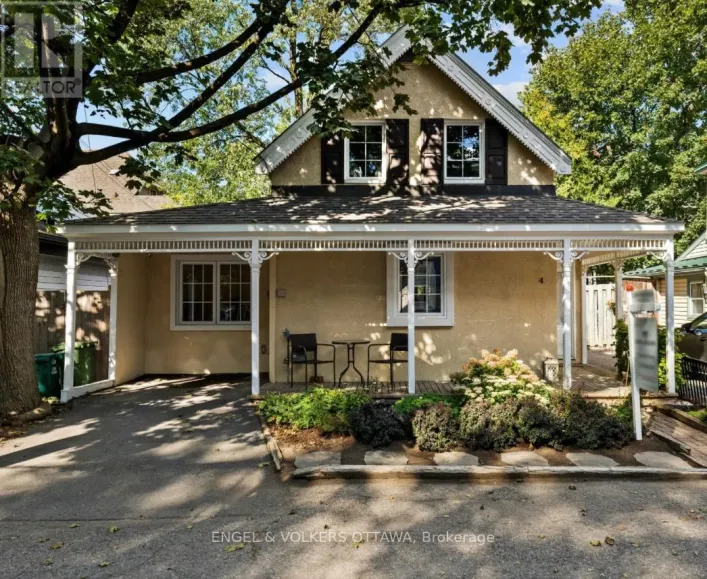 4 AVON LANE, Ottawa