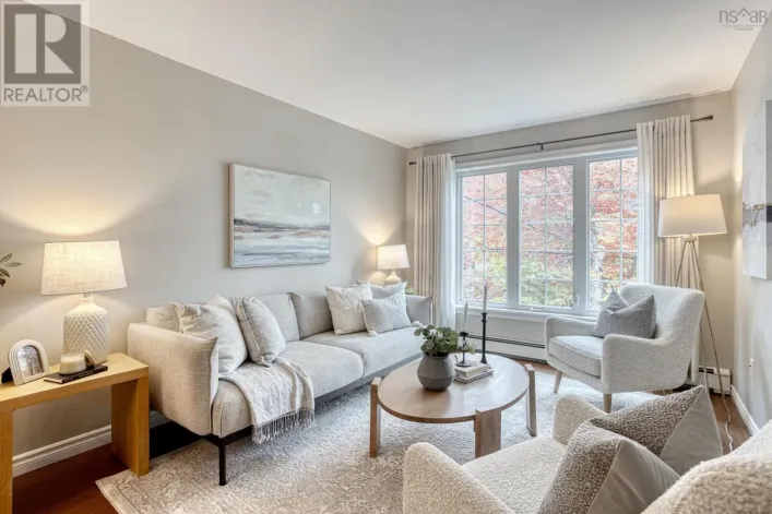 4 B Rockhaven Drive, Halifax