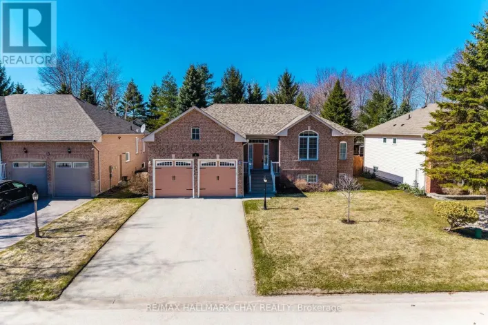4 BAY COURT, Wasaga Beach