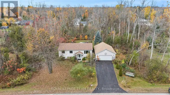 4 BLACK WALNUT ROAD, North Grenville