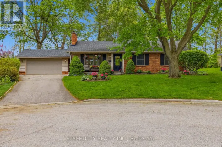 4 BRIARHILL PLACE, London East