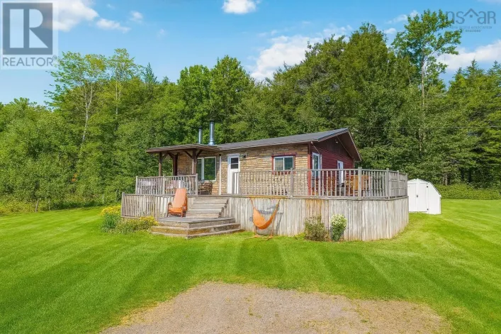 4 Charlie Drive, Middle New Cornwall