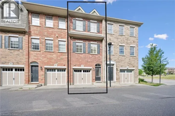 4 CHELTENHAM Mews, Kitchener
