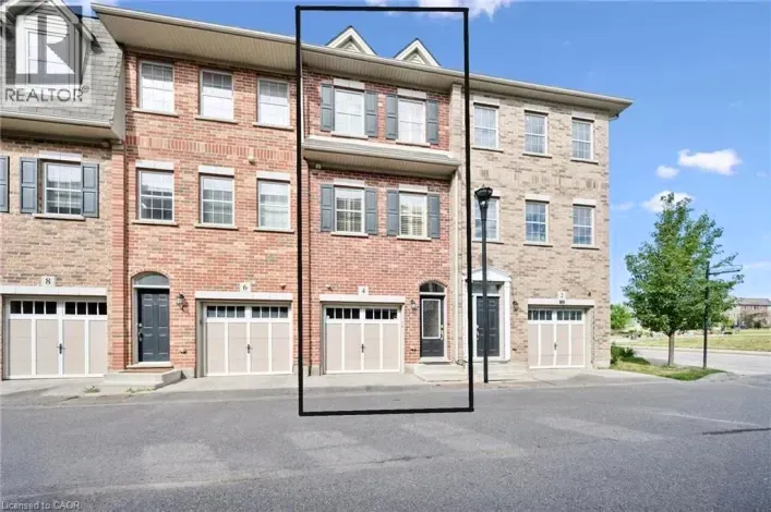 4 CHELTENHAM Mews, Kitchener