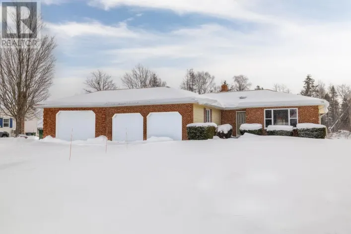 4 Cudmore Lane, Brackley