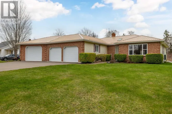 4 Cudmore Lane, Brackley