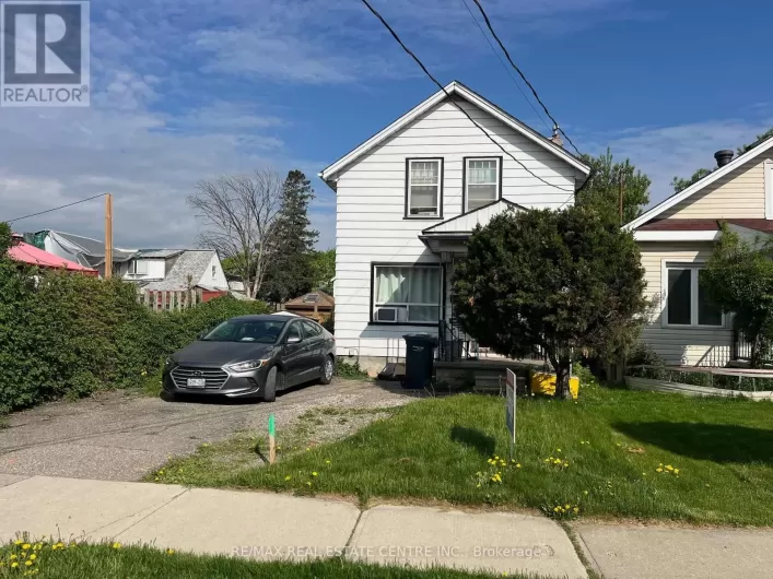 4 EASTERN AVENUE, Brampton