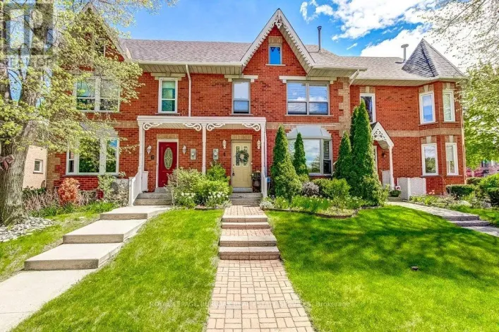 4 EDGEWATER DRIVE, Hamilton