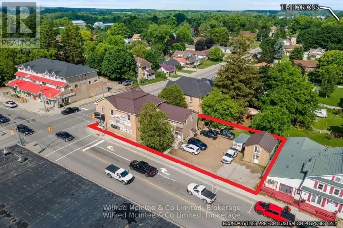 4 ELORA STREET N, Minto