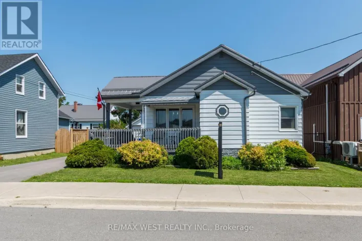 4 GEORGE STREET, Quinte West