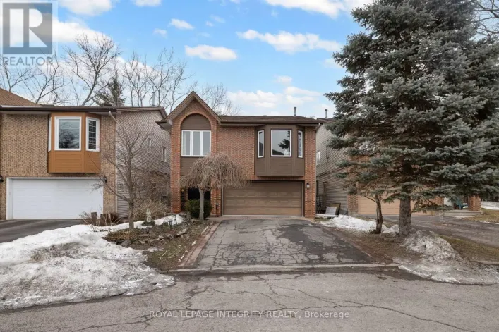 4 HACKETT STREET, Ottawa