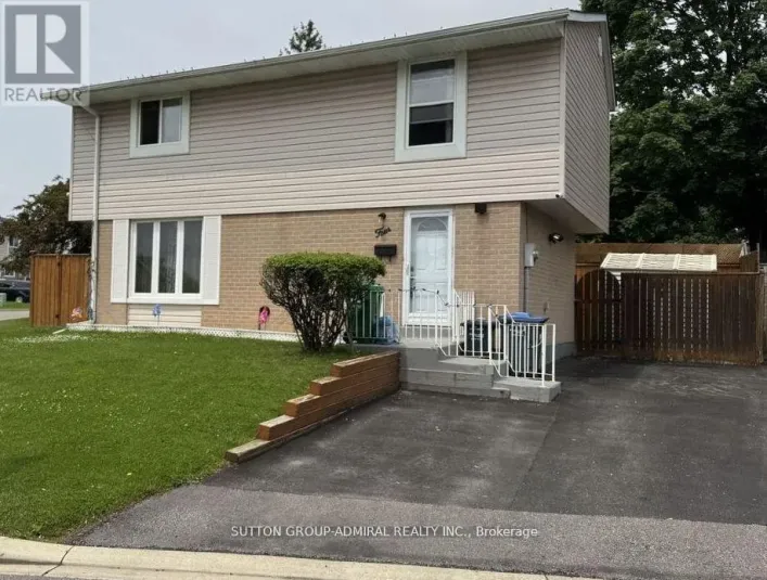 4 HARDCASTLE COURT, Brampton