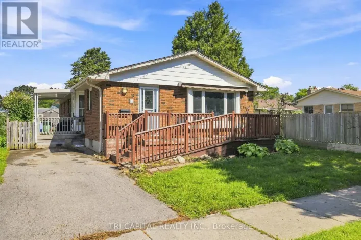 4 HARDING CRESCENT, London South