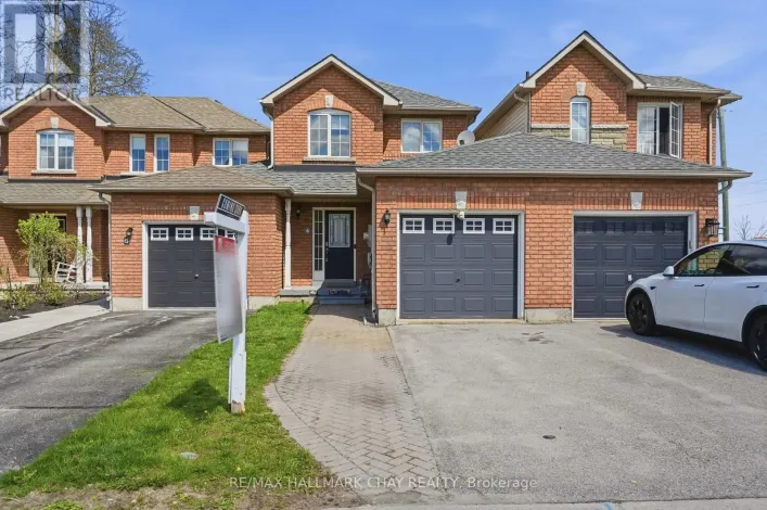 4 HAWTHORNE CRESCENT, Barrie