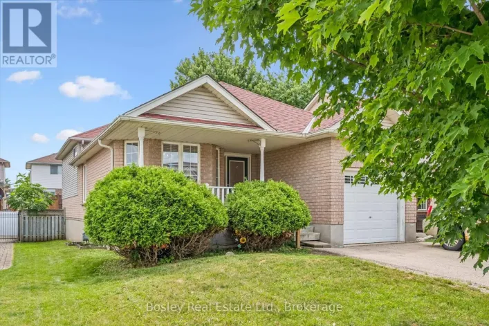 4 HAYWARD CRESCENT, Guelph