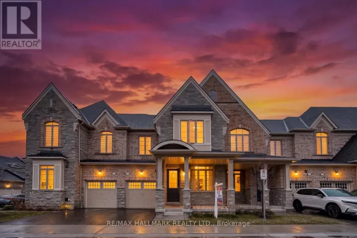 4 HICKLING LANE, Ajax