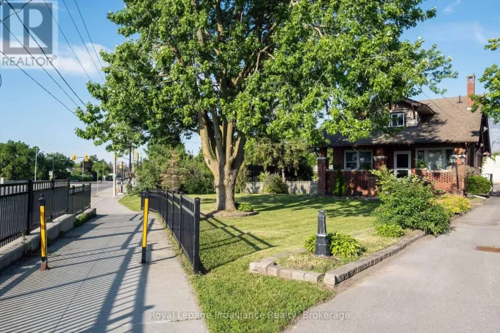 4 HIGHLAND AVENUE, Belleville