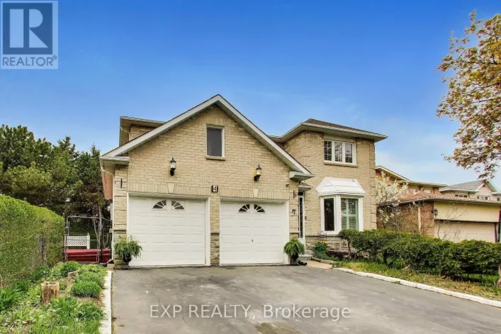 4 LEATHERHEAD COURT, Brampton