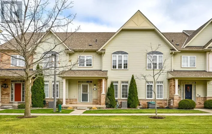 4 LESTERWOOD WAY, Whitby