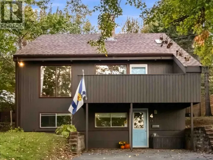 House for sale: 4 Lynn Road, Halifax