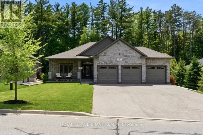 House for sale: 4 LYNNDALE ROAD, Norfolk
