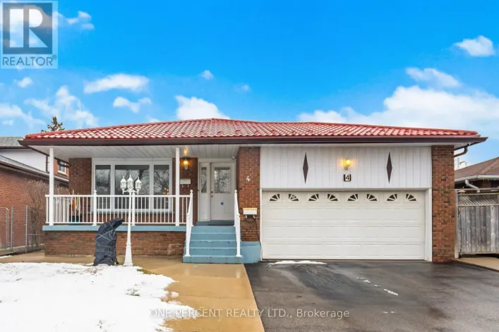4 MANORCREST STREET, Brampton