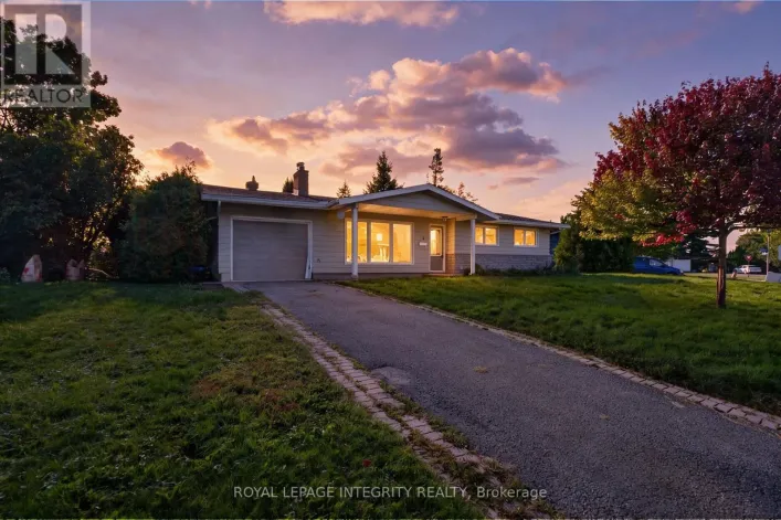 4 MARSDEN PLACE, Ottawa