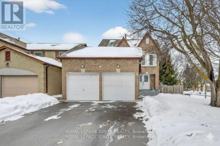 4 MILLINGTON CRESCENT, Ajax
