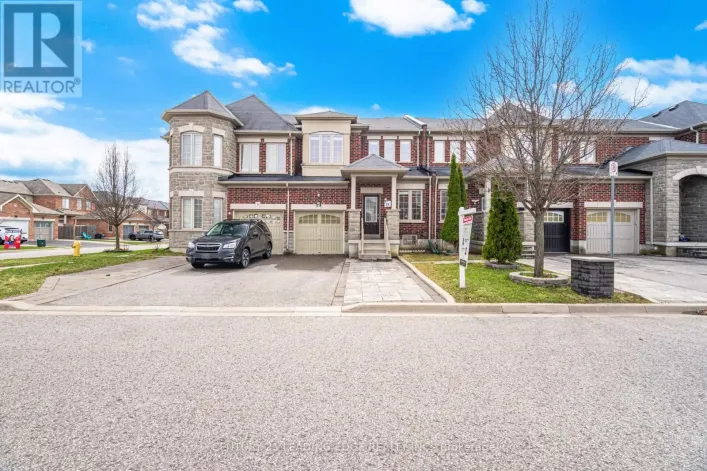 4 MOORES COURT, Markham