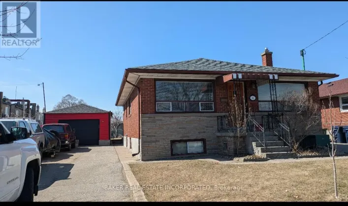 House for sale: 4 NORDIN AVENUE, Toronto