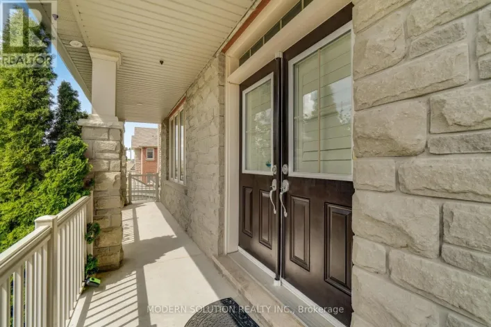 4 OVERHOLD CRESCENT, Richmond Hill