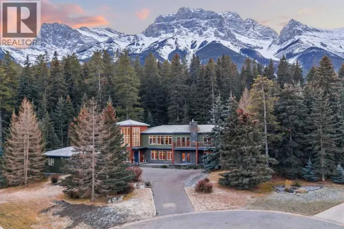 4 Prospect Close, Canmore