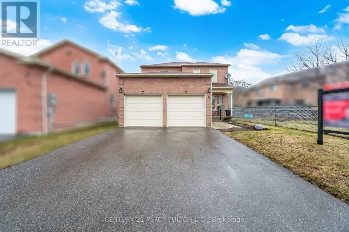 4 RAINE DRIVE, Ajax